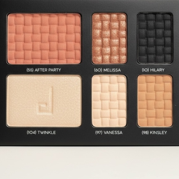 Doucce On the Go Eyeshadow Blush Highlighter Palette NEW - Picture 3 of 7